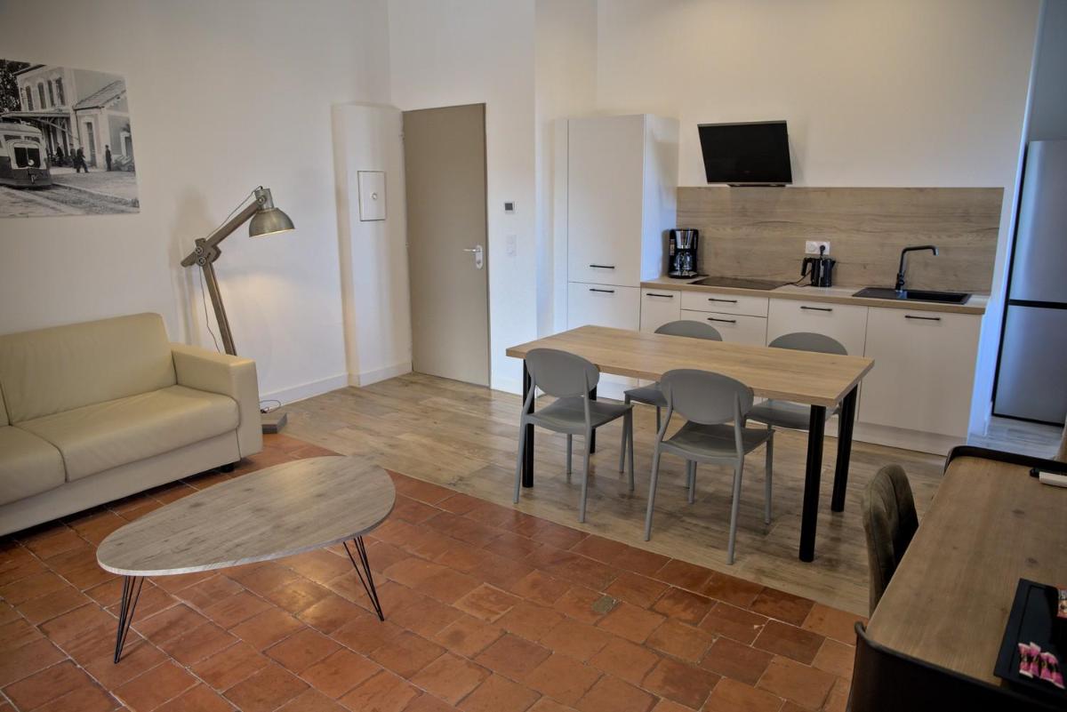 Cuisine ou kitchenette dans l'établissement Hôtel Casa Rossa & Spa