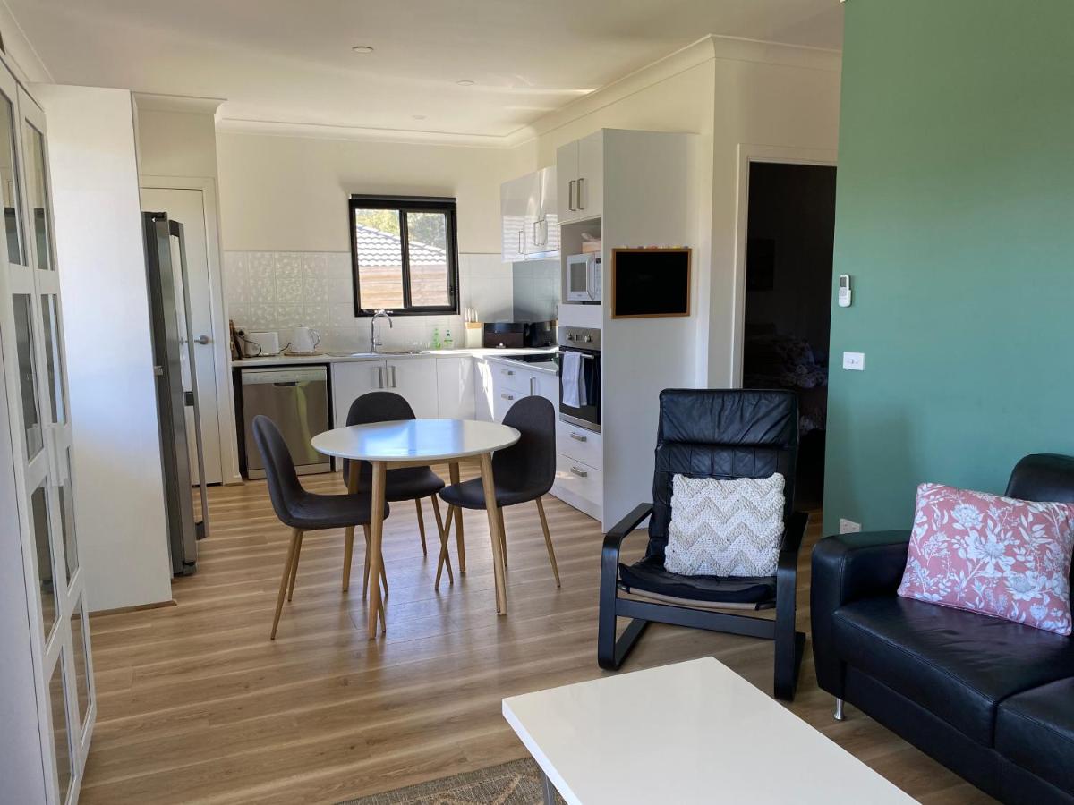 Serenity Cottage Wonthaggi - Housity