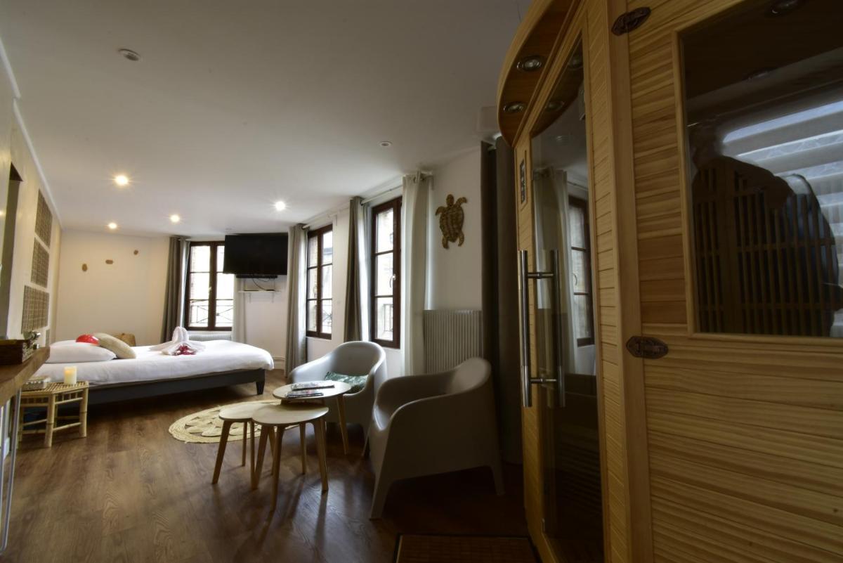 Appartement jacuzzi privatif Love&Zen - Housity