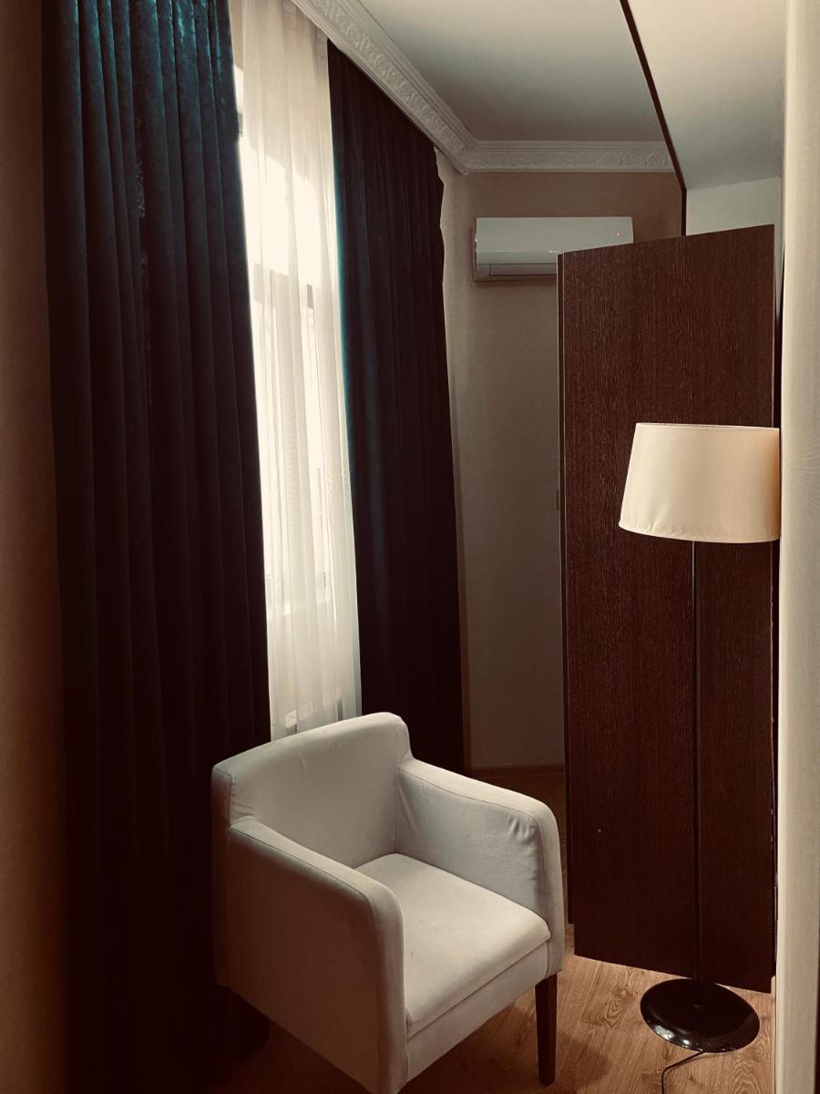 The Saffron Hotel - Housity