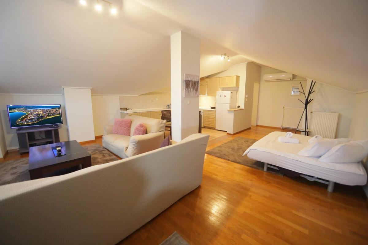 Lake’s Loft - Hizvo