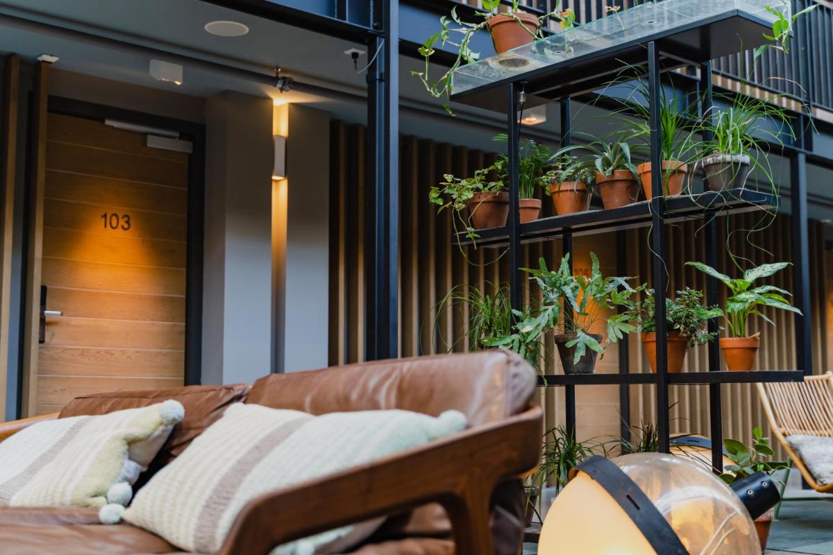 Suitetrails - Hotel De Hallen