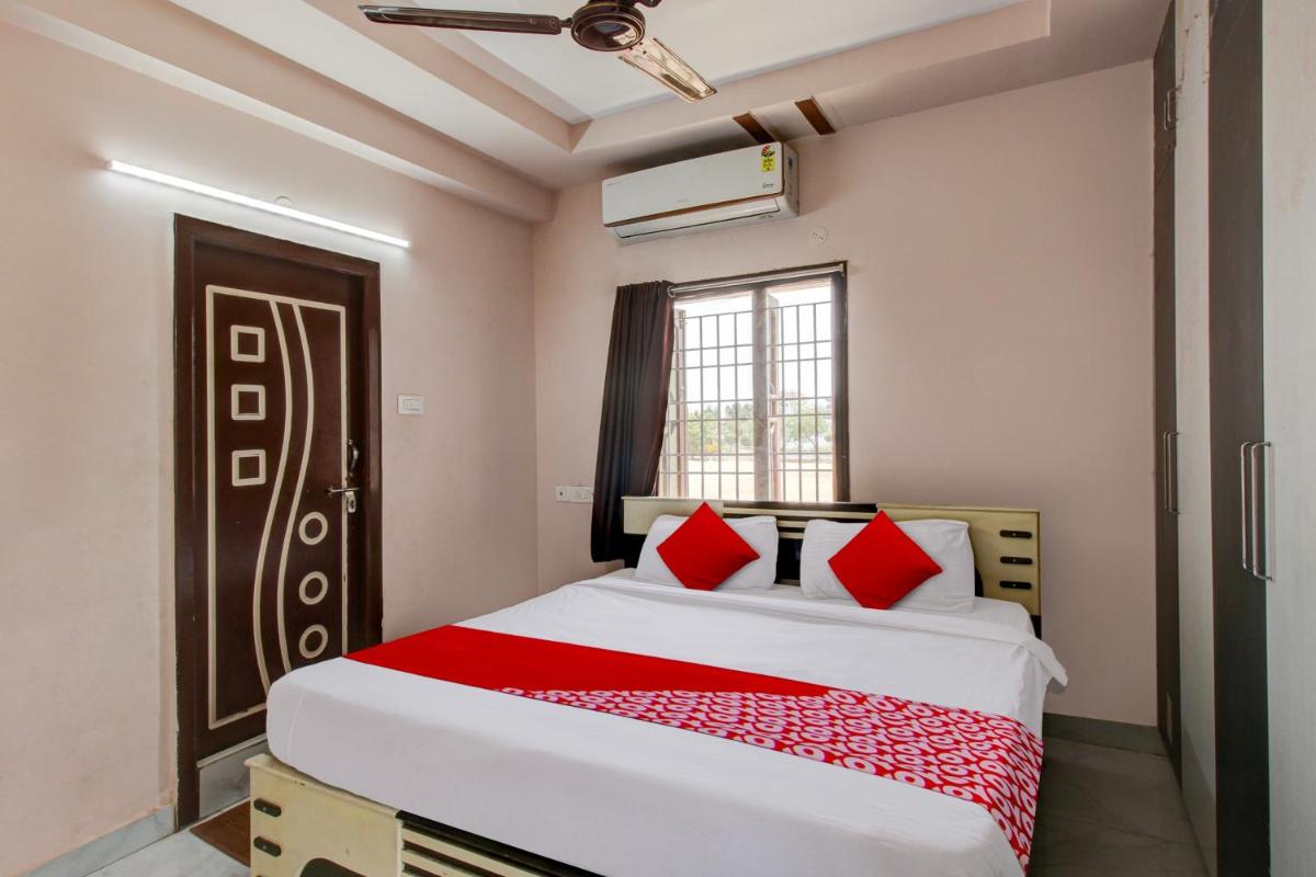 Hotel Devi Guest Rooms - Housity