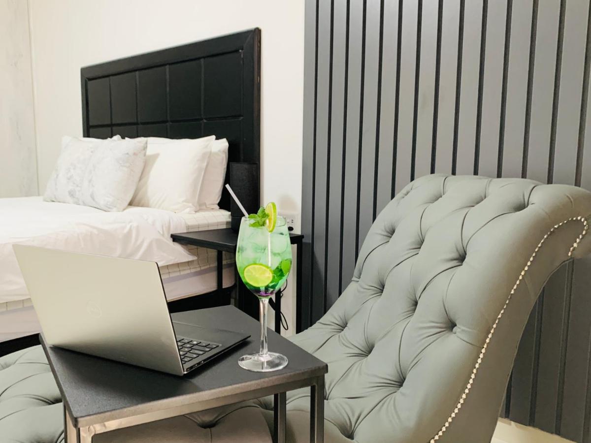 Suitetrails - Essence Lifestyle Self-Catering Accommodation