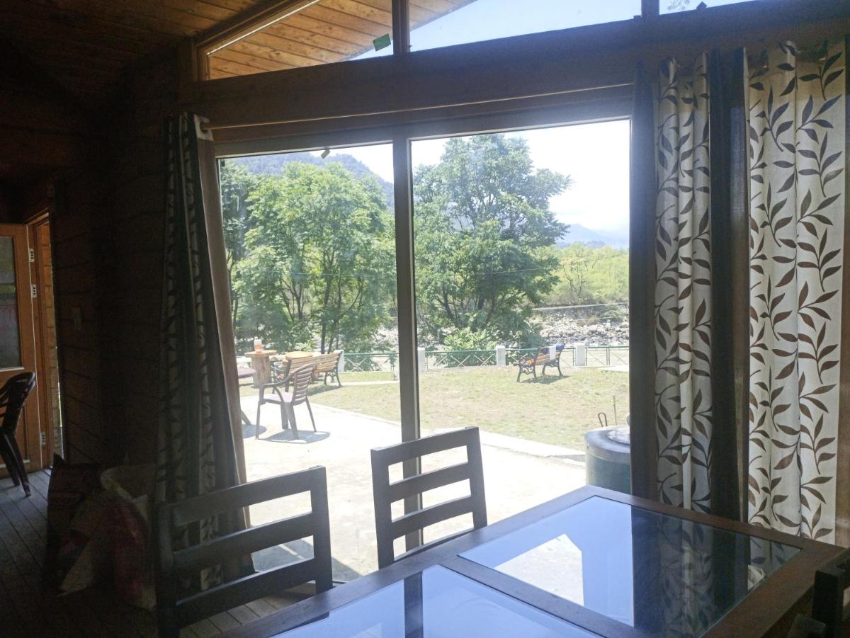 Alaknanda adventure resort and rafting camp - Housity