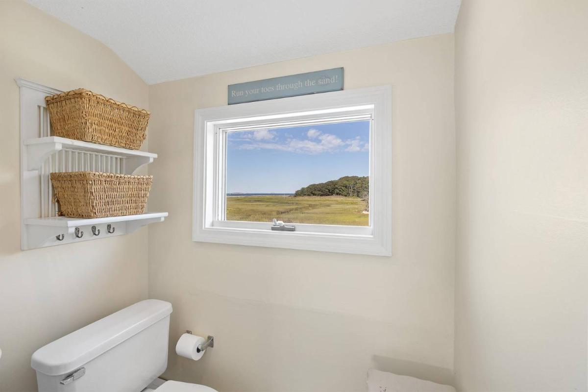 Sunset Sanctuary: Minot Beach Scituate - Housity