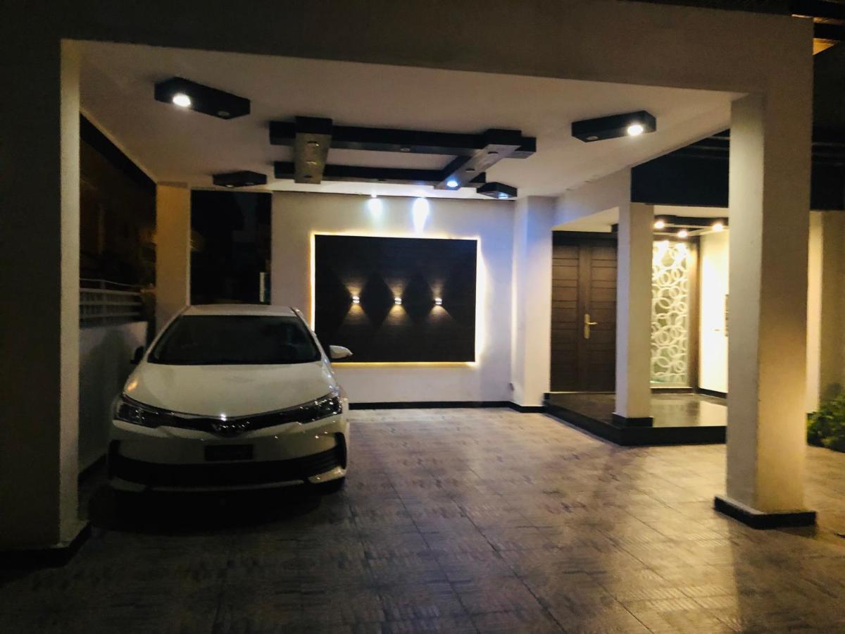 Royal Guest House - Housity