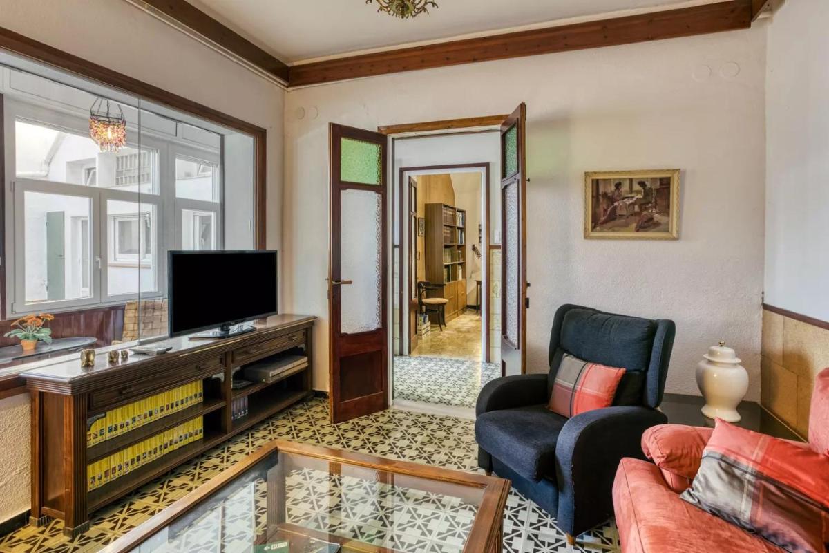 Can Mateuet - House Rental by Season - Housity