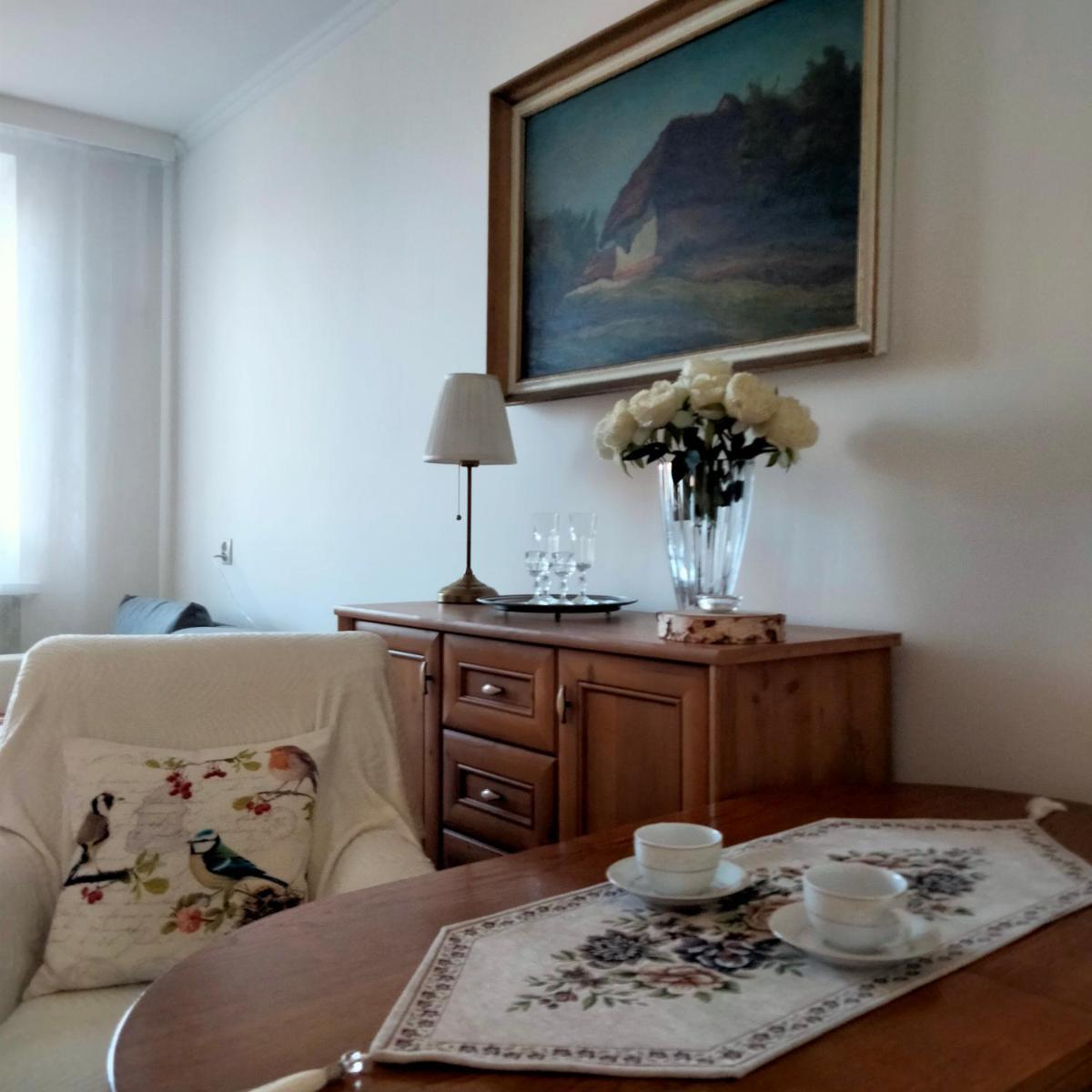 Aleja N.M.P 73 - Housity