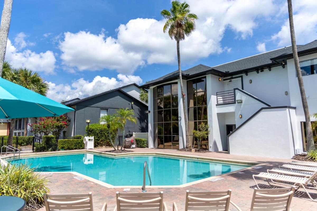 Suitetrails - Legacy Vacation Resorts - Disney and Lake Buena Vista