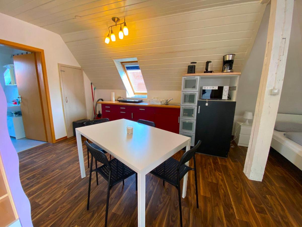 Ferienzimmer Fischach - Housity