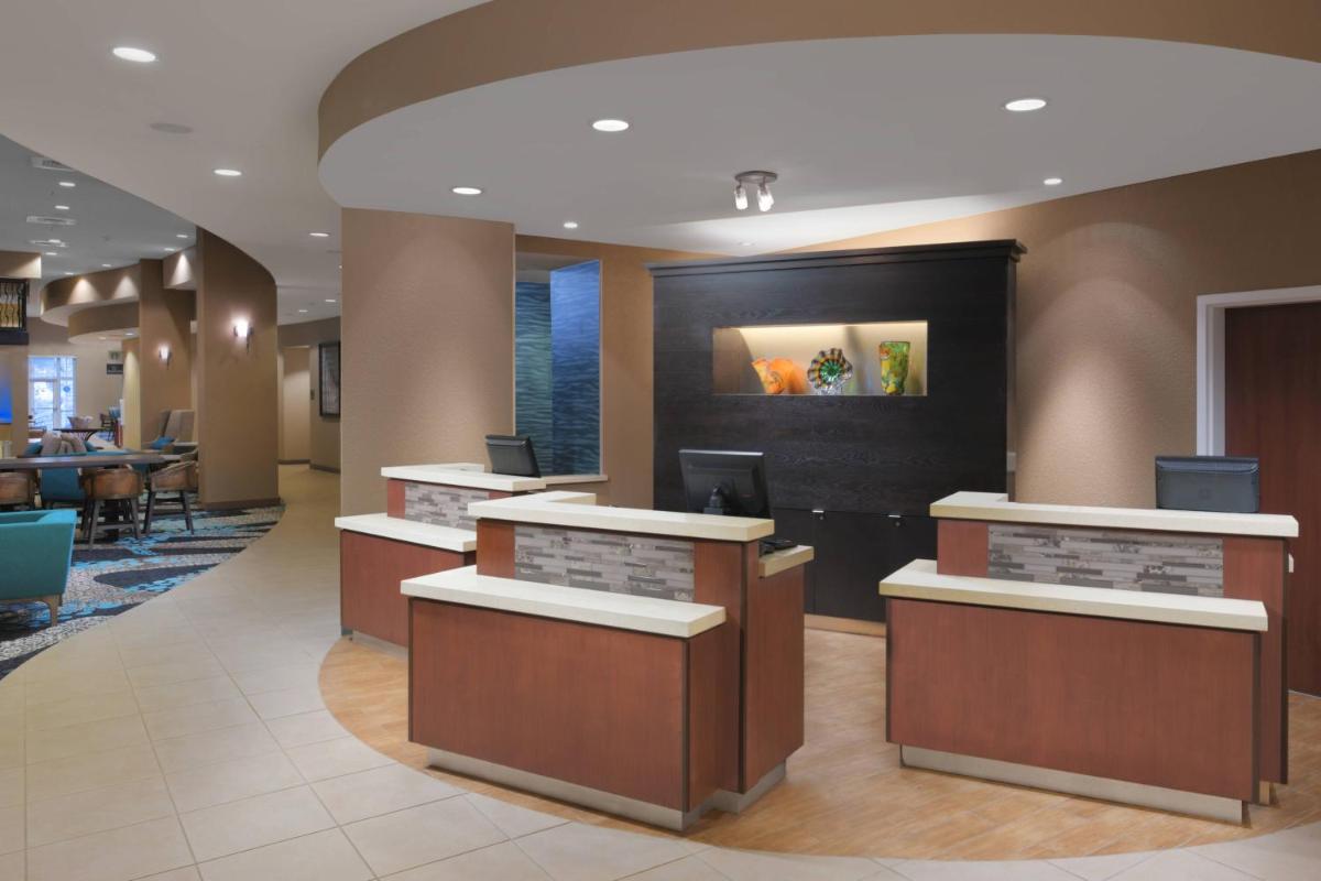 Courtyard by Marriott San Antonio Riverwalk - Housity