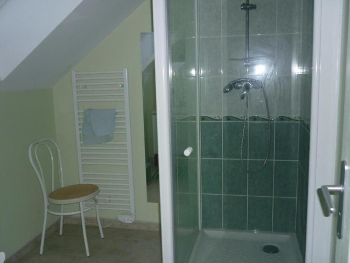 Corps de ferme restauré avec terrasse, 2 chambres, grande douche italienne et terrain de pétanque - FR-1-410-344 - Housity