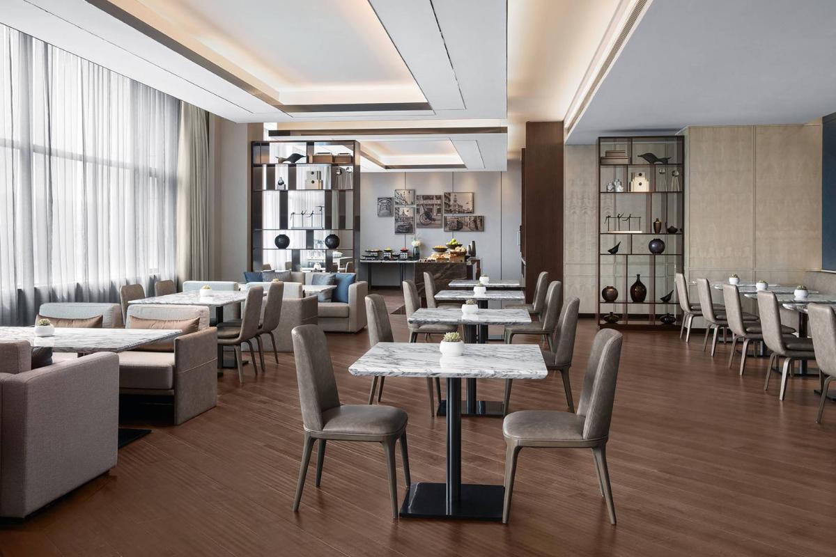 Suitetrails - Shanghai Marriott Hotel Kangqiao