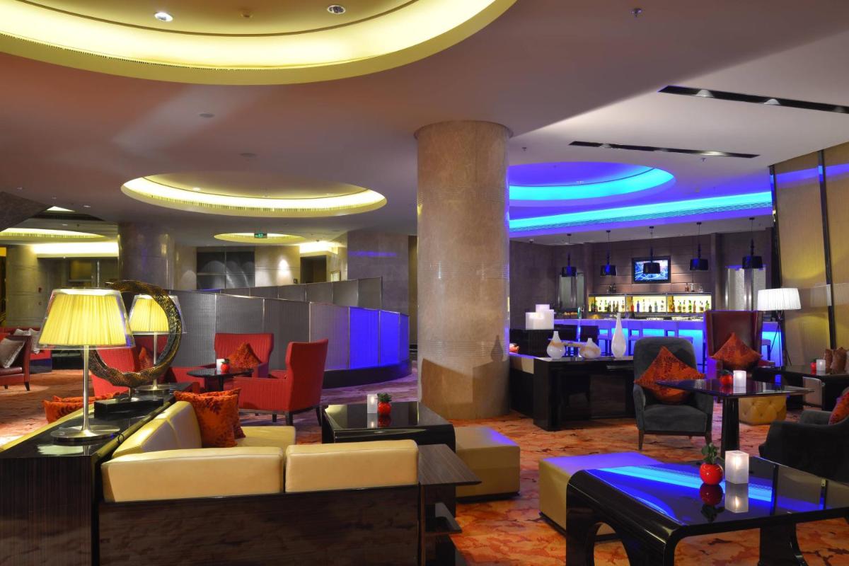 Shanghai Marriott Hotel Riverside - Housity