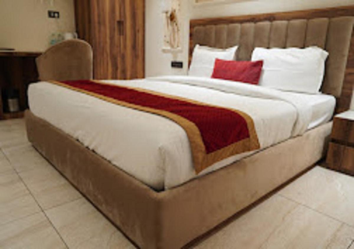 Hotel Royal 9 best boutique hotel in - Housity