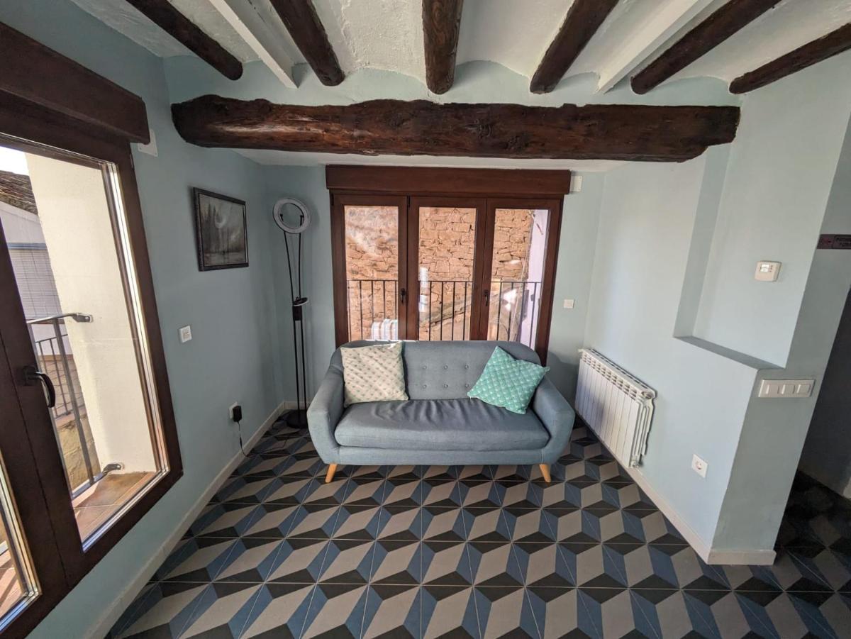 Apartamentos Rurales CR Mazaleón - Housity