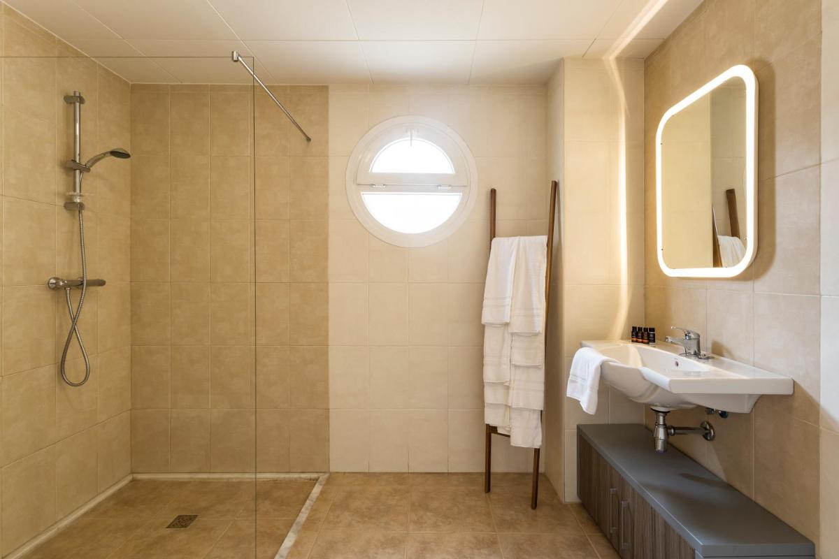 Un baño de Ama Islantilla Resort