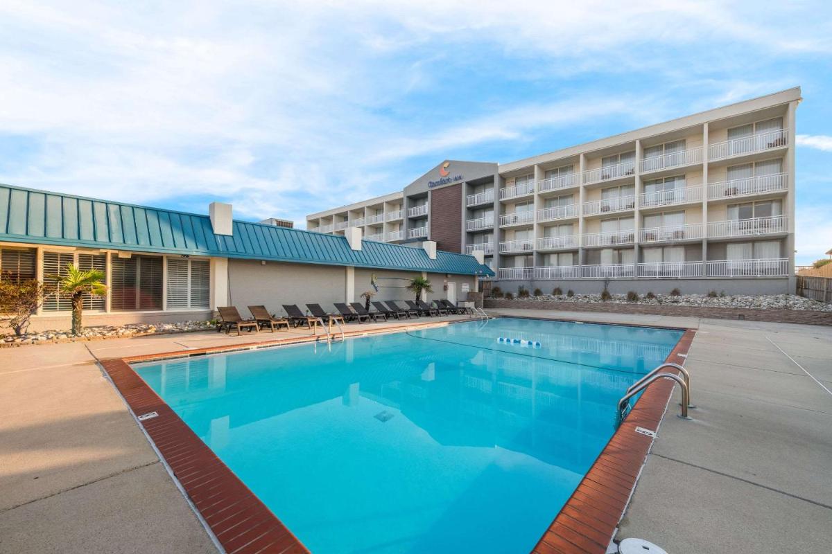 Comfort Inn On the Ocean - Housity
