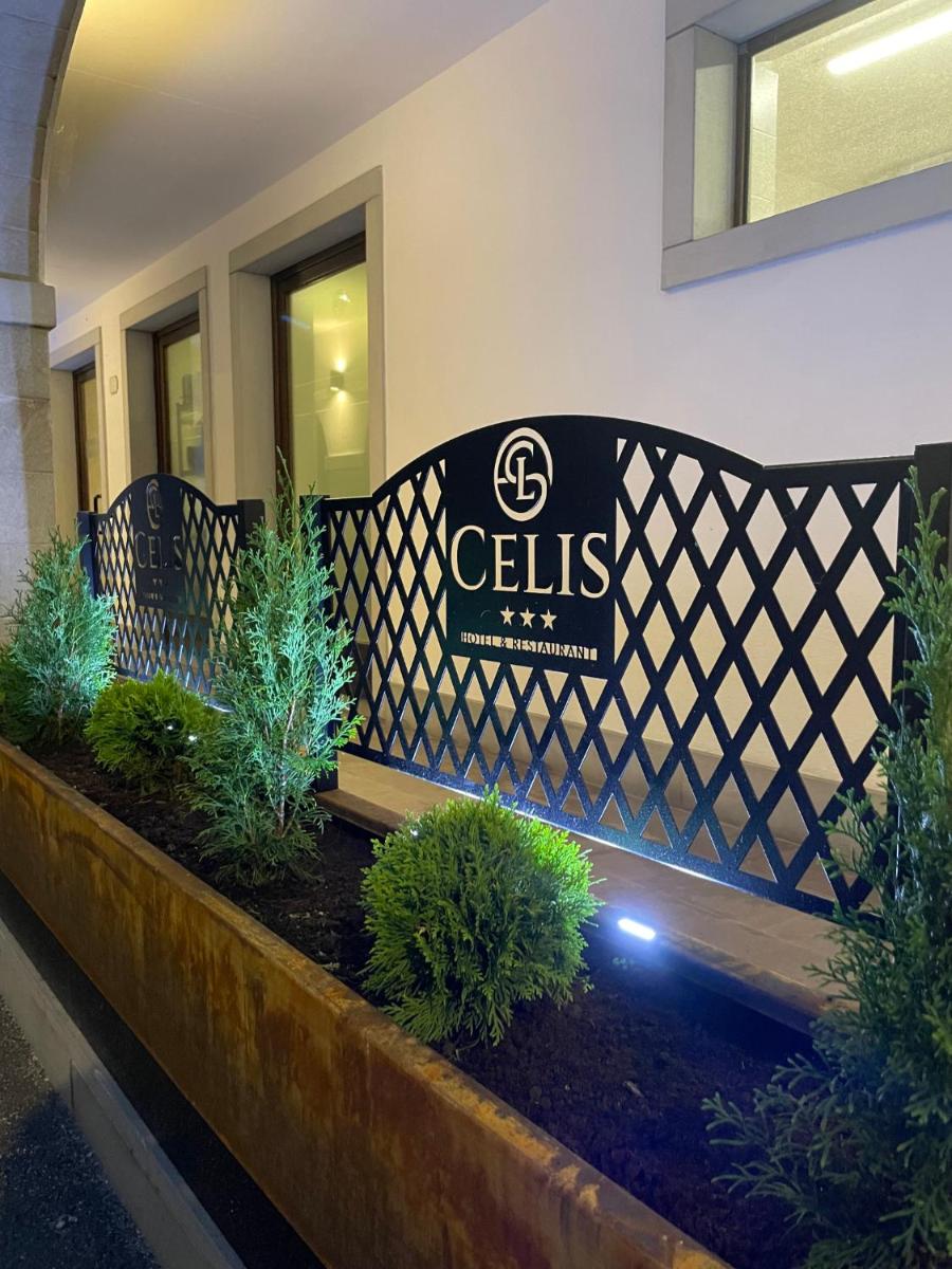 Hotel Celis - Housity