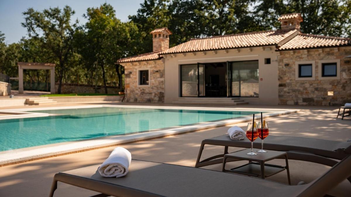 Banki Green Istrian Village - Mobile Homes with pool - Housity