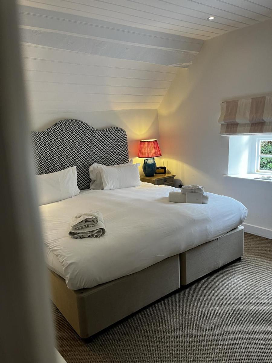 The Swan Inn - Housity