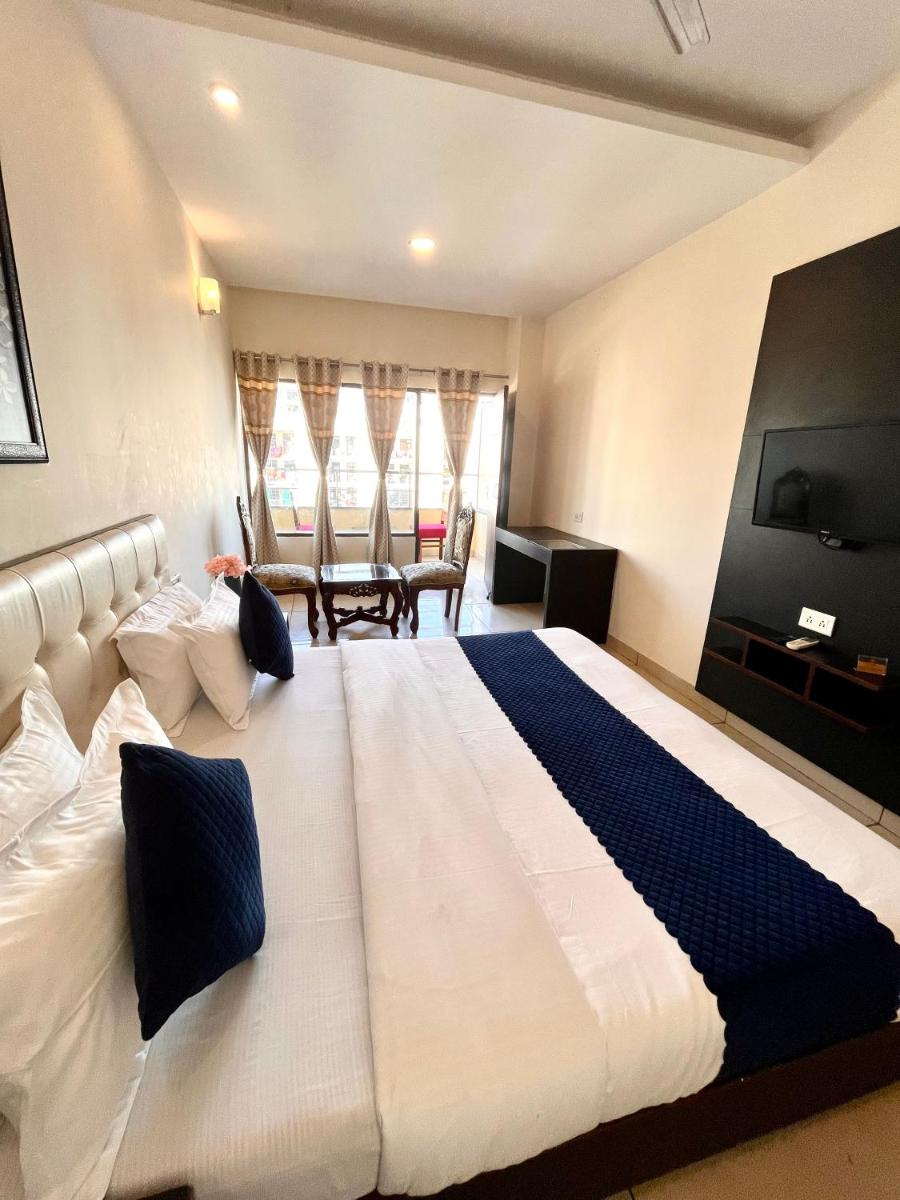 Suitetrails - JB Residency Zirakpur !! Top Rated & Most Awarded Property in Zirakpur
