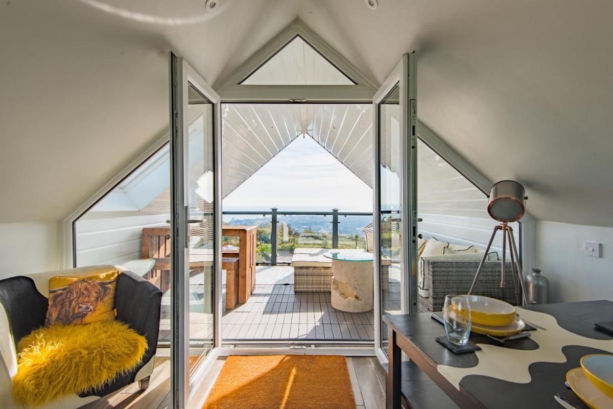 Channel View by Bloom Stays - Housity