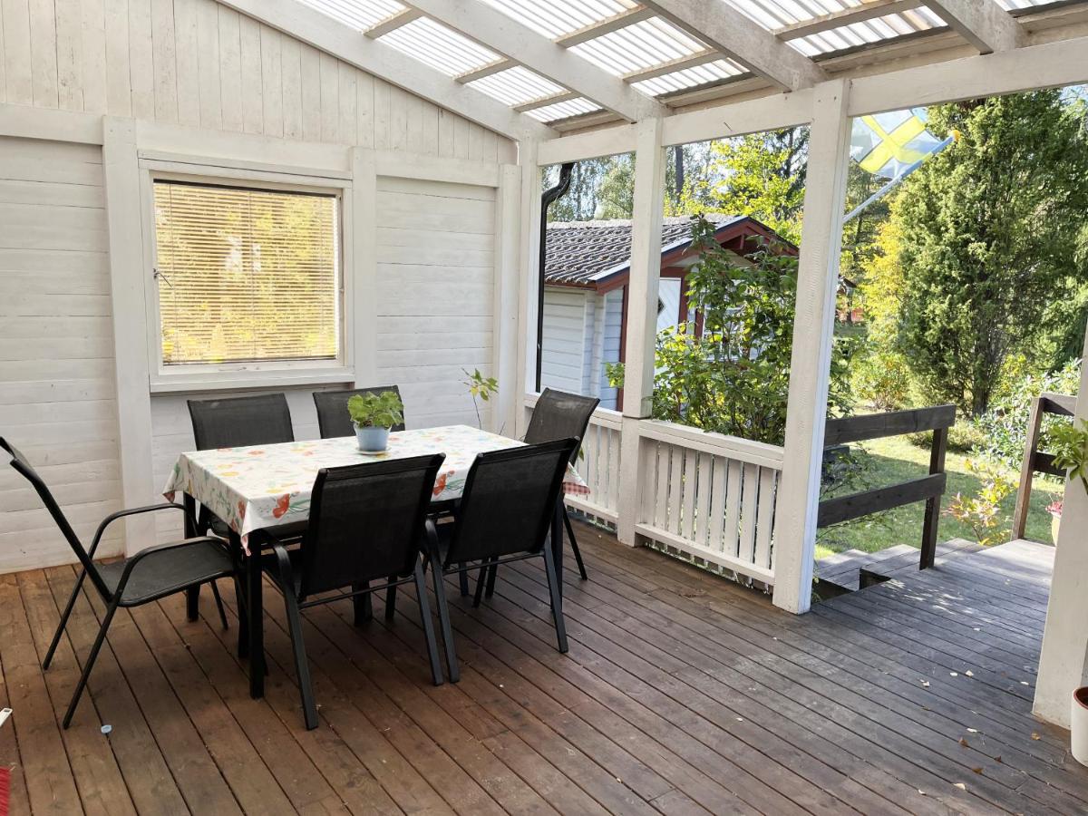 Cozy cottage on Okno near nature - Housity