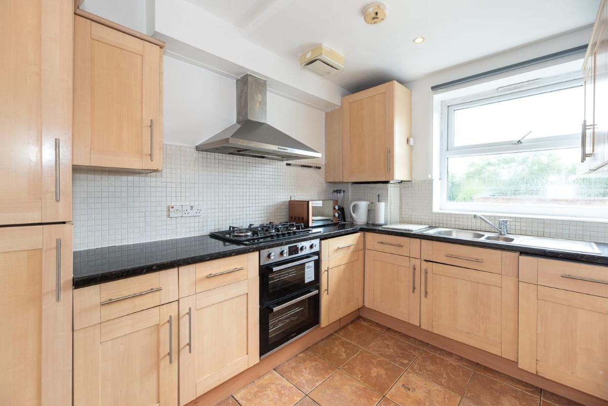 En-suite Double Room (Private bathroom) Central London - Housity