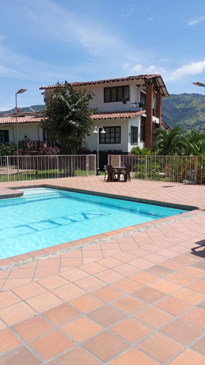 hotel el quijote - Housity