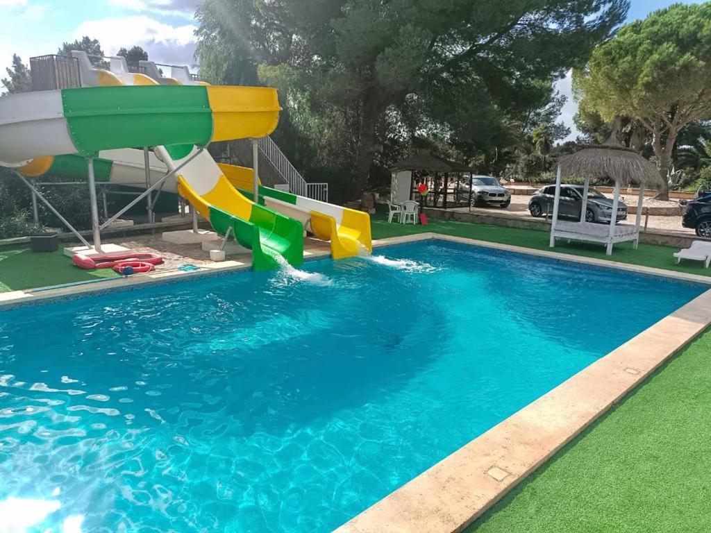 Villa Paradise - Housity