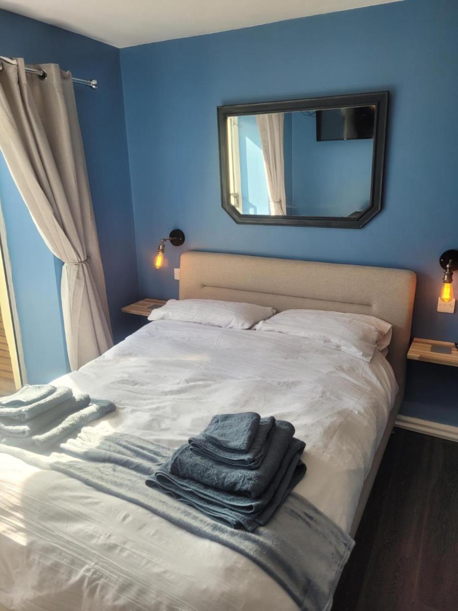 Amble Harbour retreats - Housity