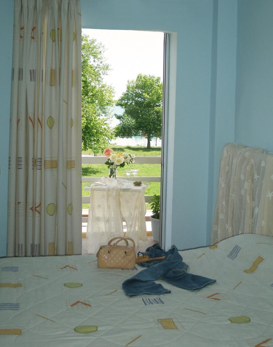 Hotel Florakis - Housity
