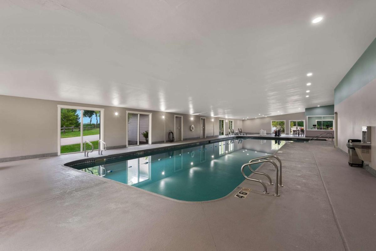 Wyndham Garden Galena Hotel & Day Spa - Housity