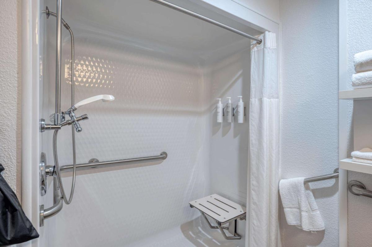 Hampton Inn by Hilton Washington Court House - Housity