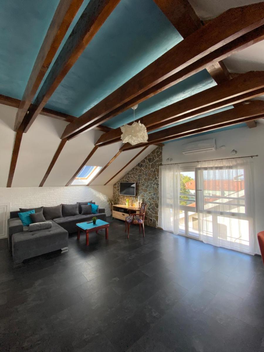 Apartment No10 - Housity