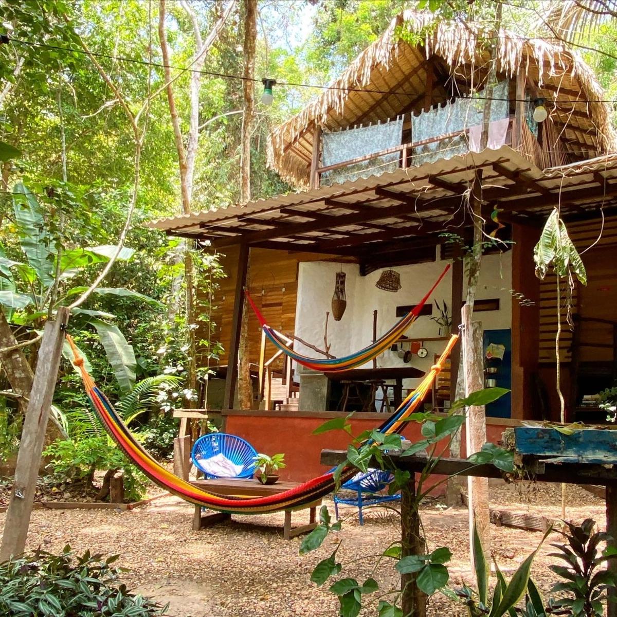 VILA AMZ, 3 minutos da Praia do Lago! - Housity