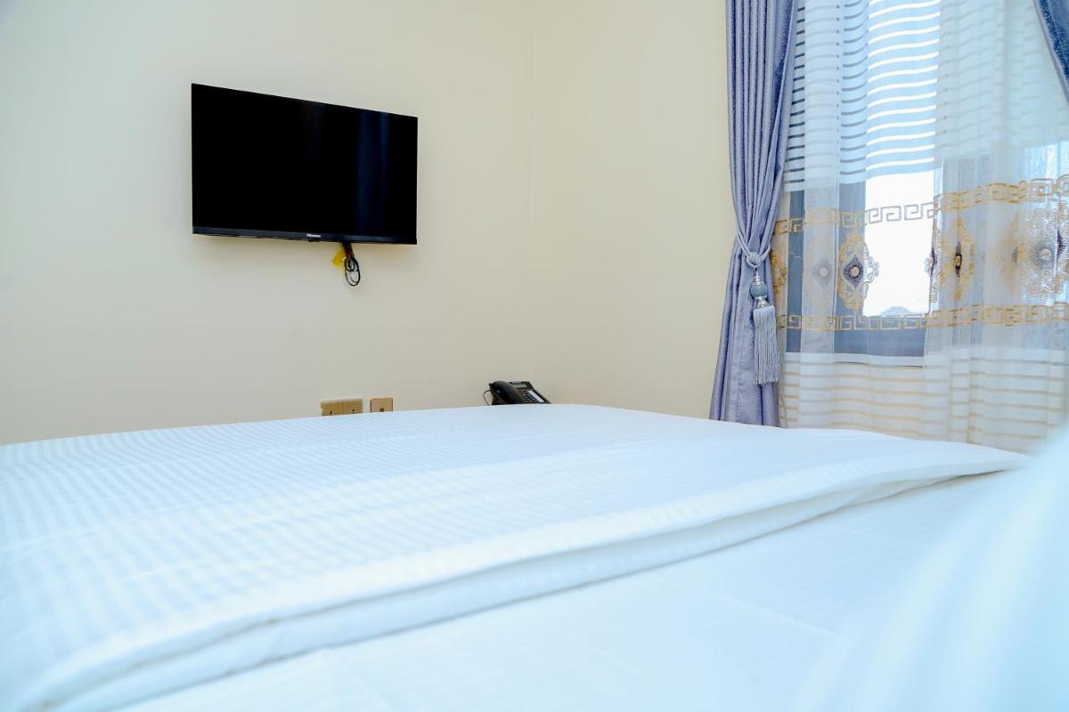 M-SQUARE HOTEL - Housity