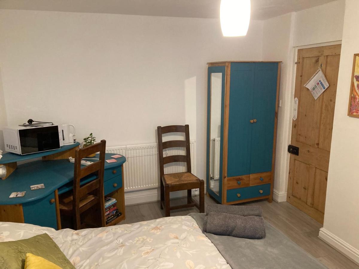 Leigham House - Housity