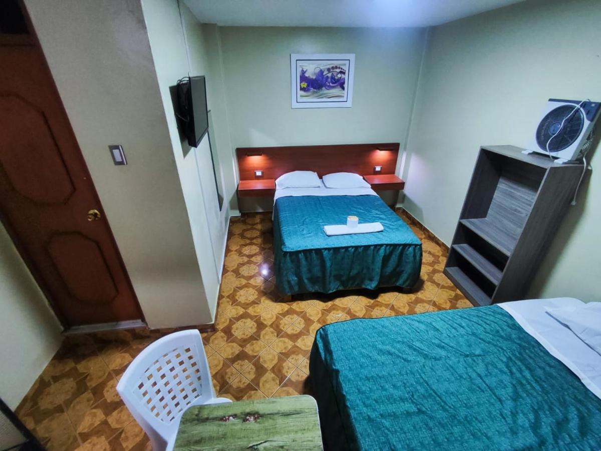 Hostal Continental - Housity