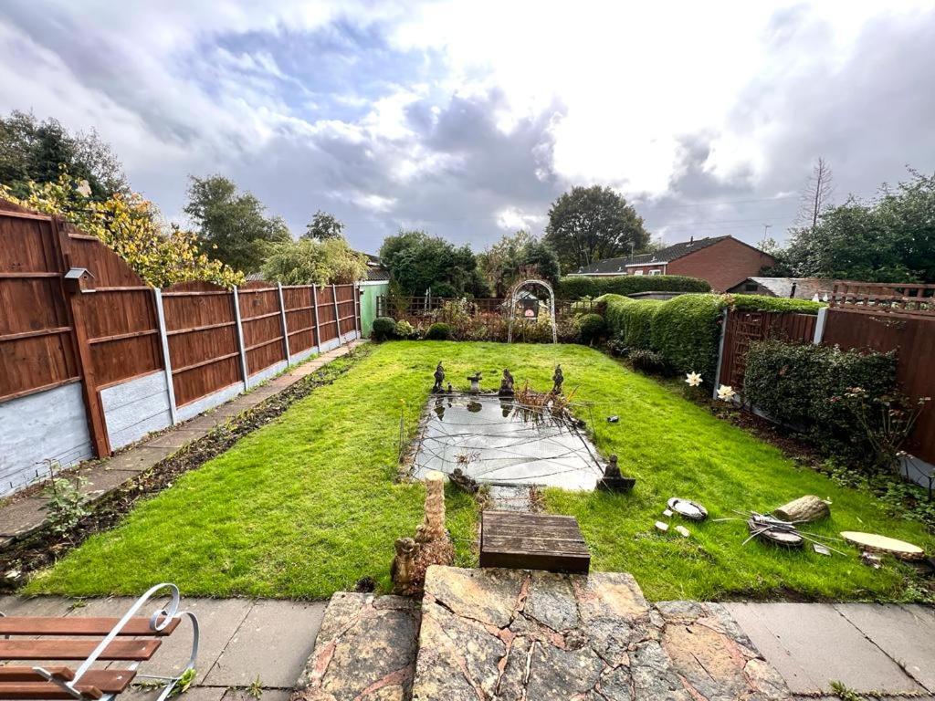 Stonehouse Cottage Near QE & UOB - Housity