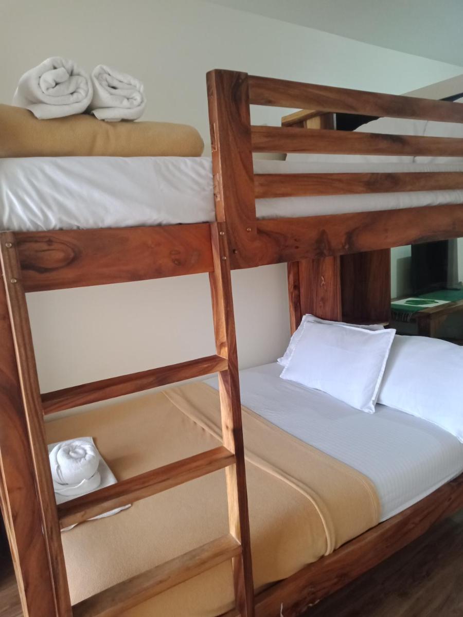 Suitetrails - BRISTLE RIDGE CONDOMINIUM