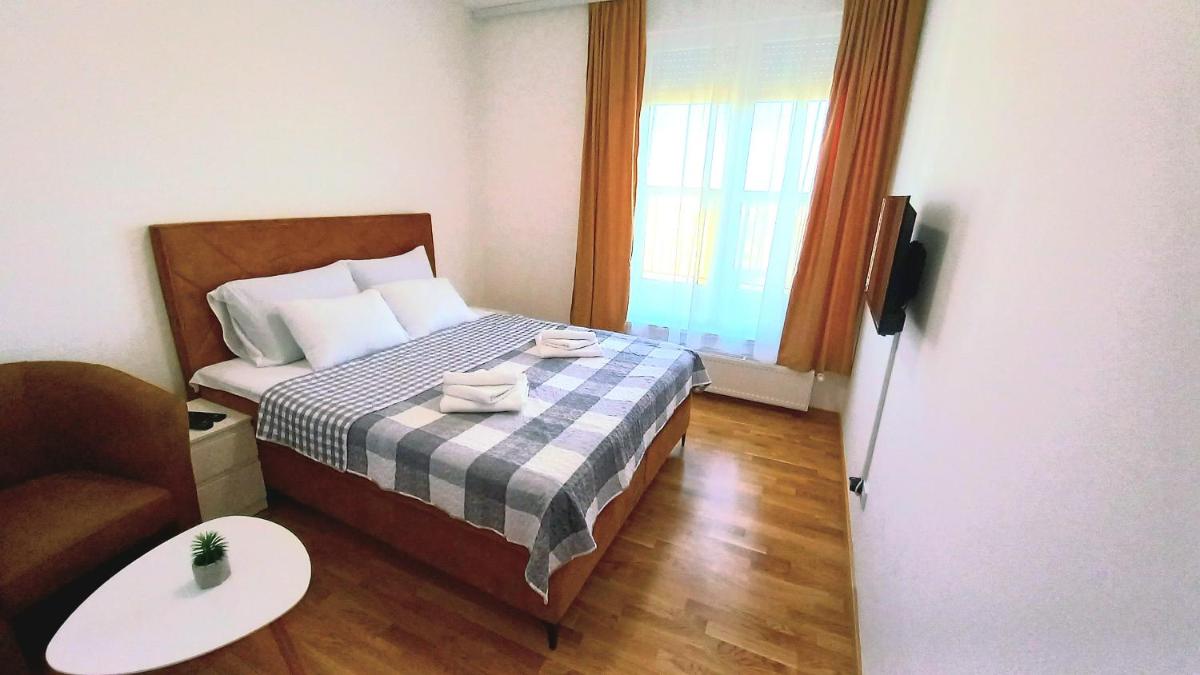 Penthouse Danube Exclusive, Parking, 90m2, Wifi - Housity