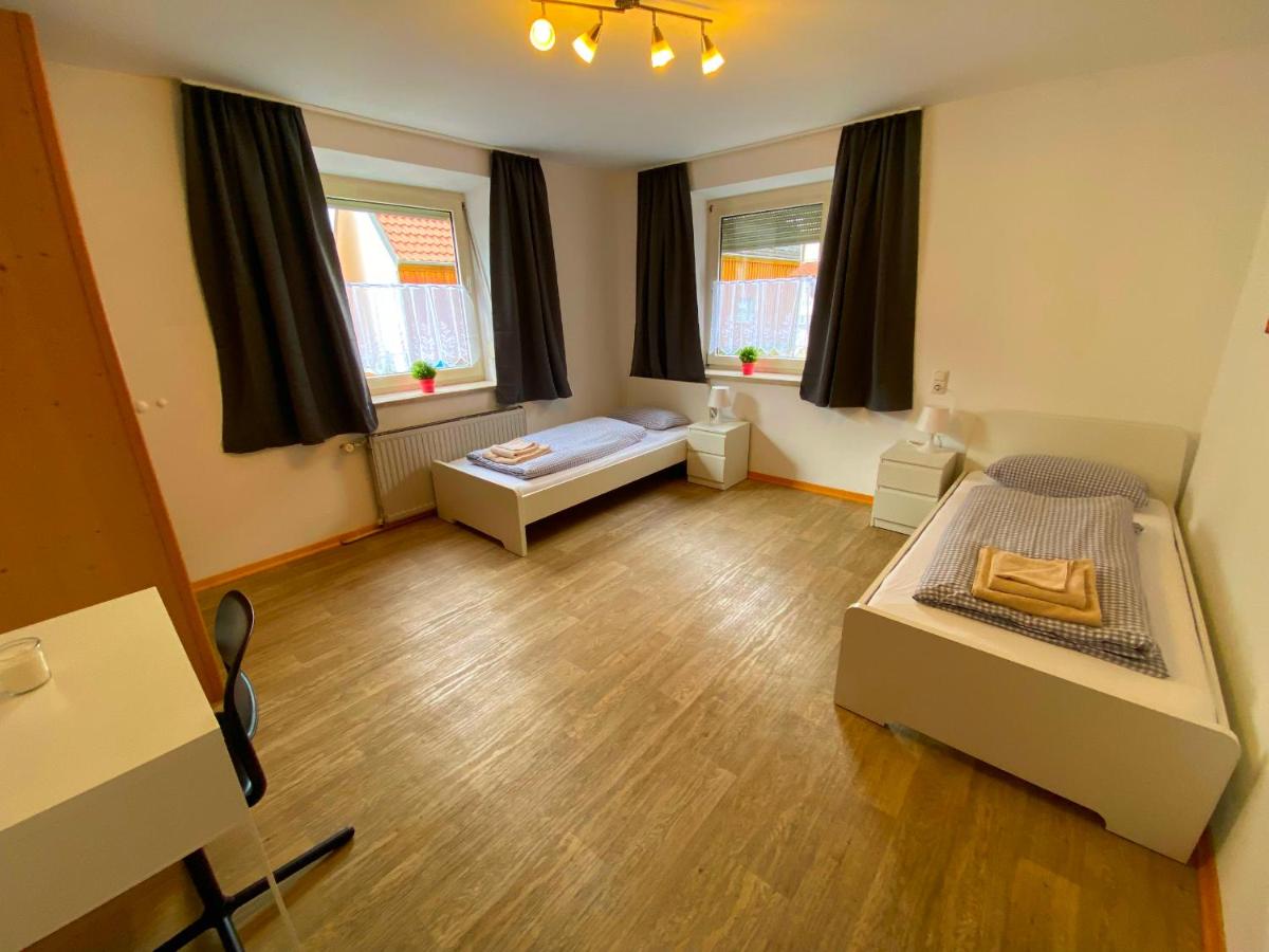 Ferienzimmer Fischach - Housity