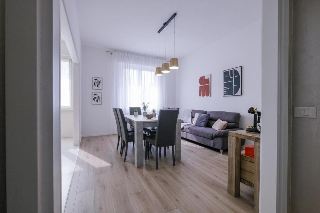 SBS Room Rental - Housity