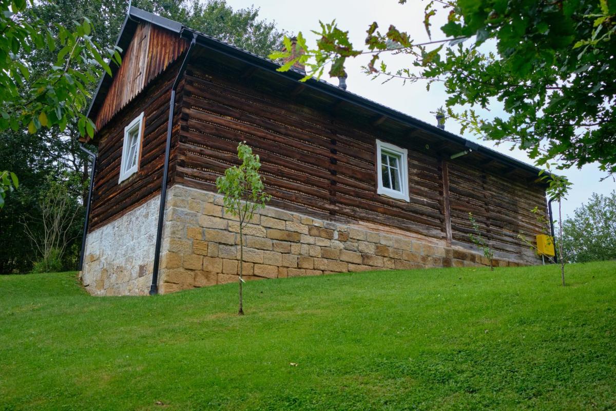 Morowo chałupa - Housity
