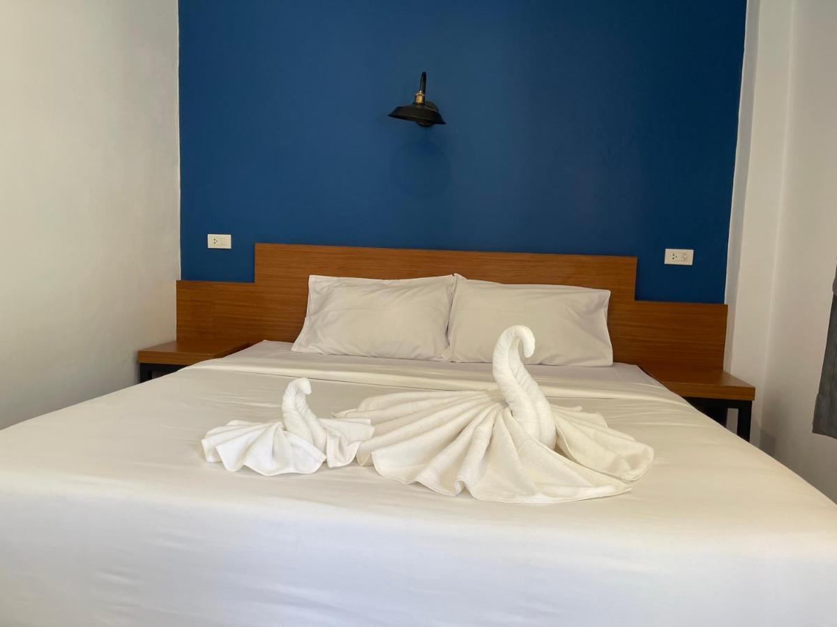 PP. Valentine Bungalow - Housity