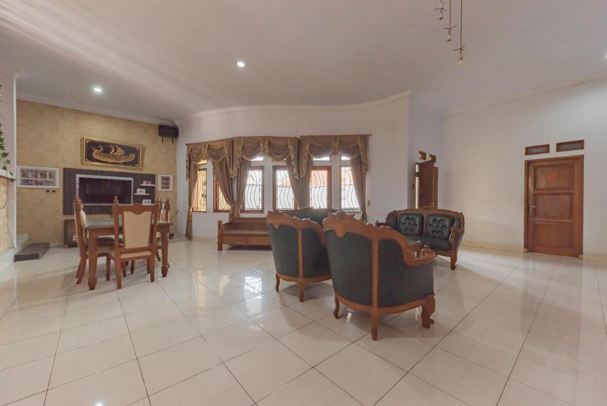 RedDoorz Syariah @ Jalan Siliwangi Tasikmalaya - Housity