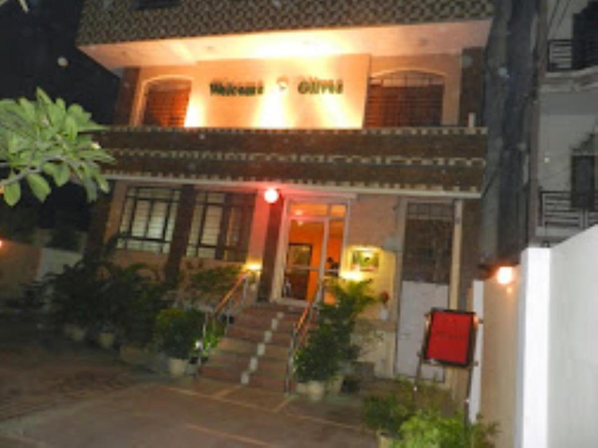Suitetrails - Welcome Olives Meerut